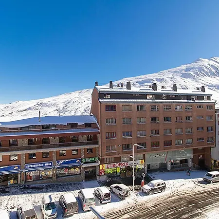 Apartment Estudis Turistics Cims Pas 3000 Pas De La Casa