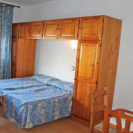 Estudis Turistics Cims Pas 3000 *